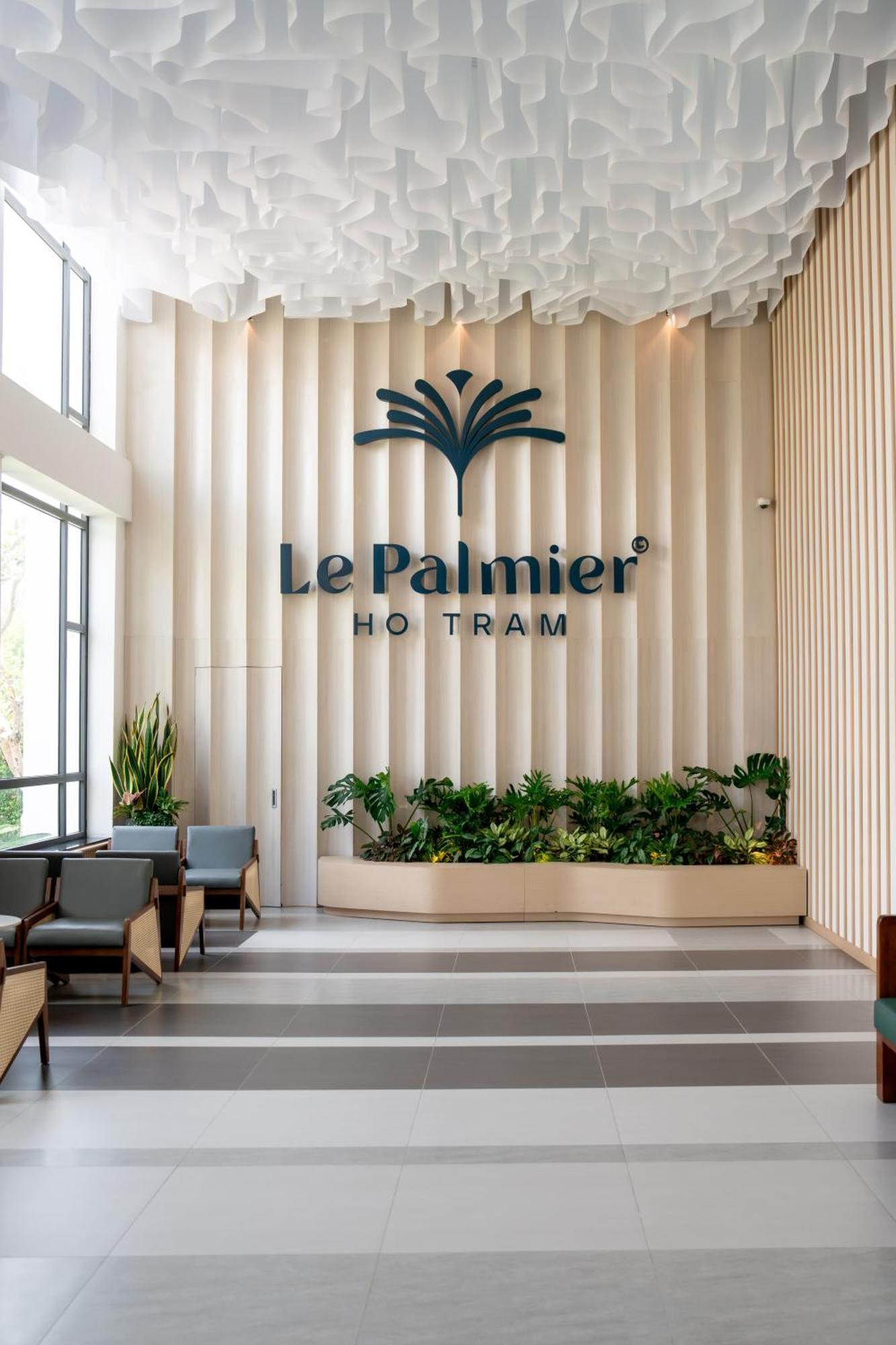 Le Palmier Ho Tram